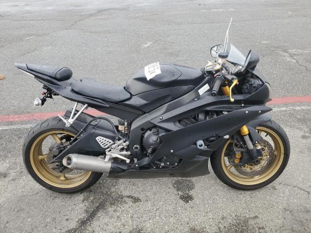 YAMAHA YZF R600