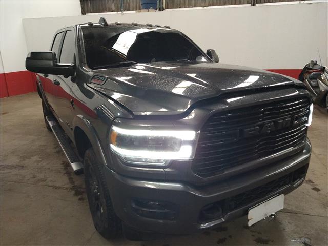 RAM 2500 LARAMIE